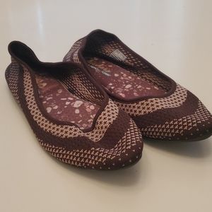 Sketchers Aur-Cooled Memory Foam flats